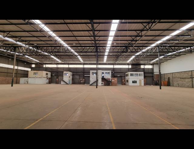6,561M² WAREHOUSE TO LET IN HUGHES